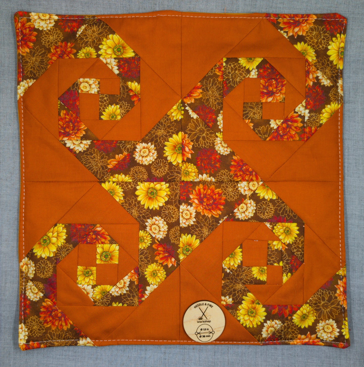 Snail Trail Foundation Paper Piecing Potholder Kit
